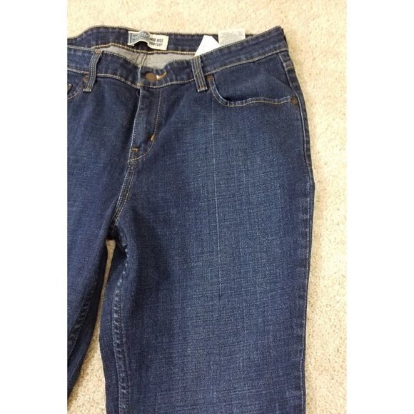 Levi's~Women's Size 12M~Blue Denim Mid Rise Boot Cut Jeans. - Picture 7 of 9